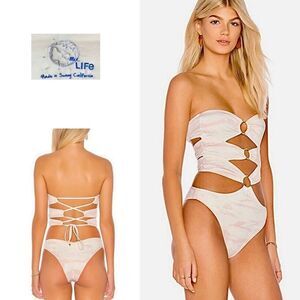 New. BLUE LIFE cut out one piece. Small